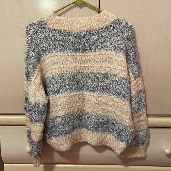Women’s sweater - Picture 3 of 3